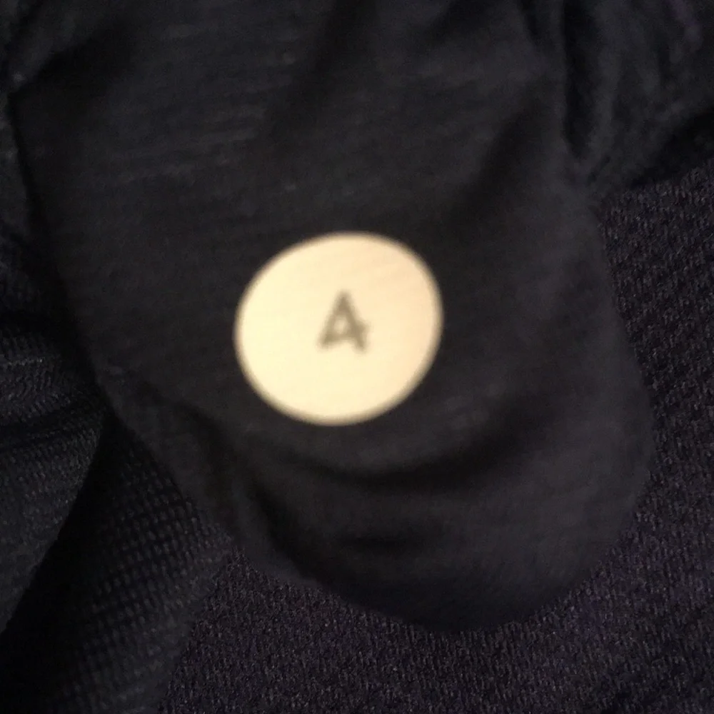 Hotty Hot Shorts Size 4 - Picture 6 of 6